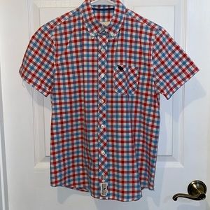 Short sleeve button down cotton shirt for boys size 15/16